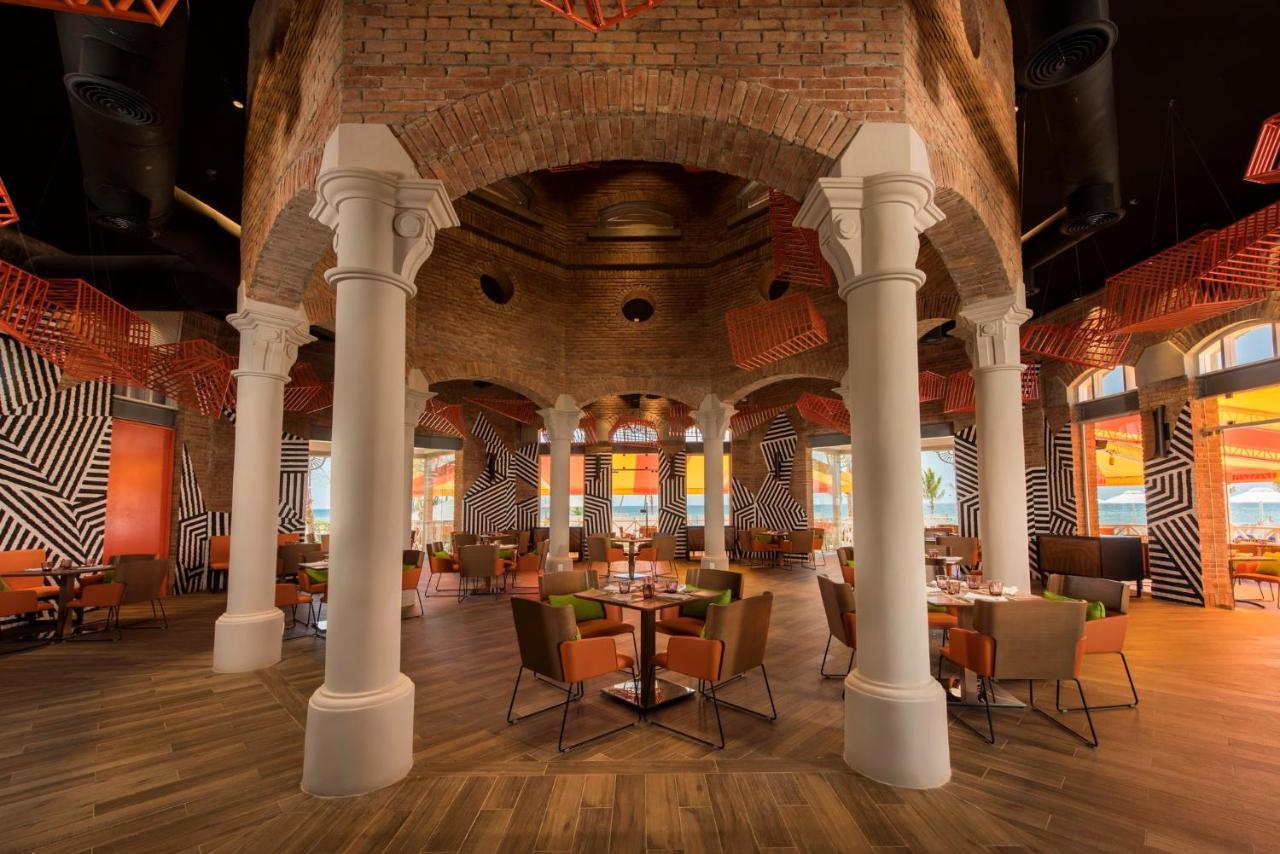 Nickelodeon Hotels & Resorts Punta Cana Eksteriør bilde The interior of the restaurant
