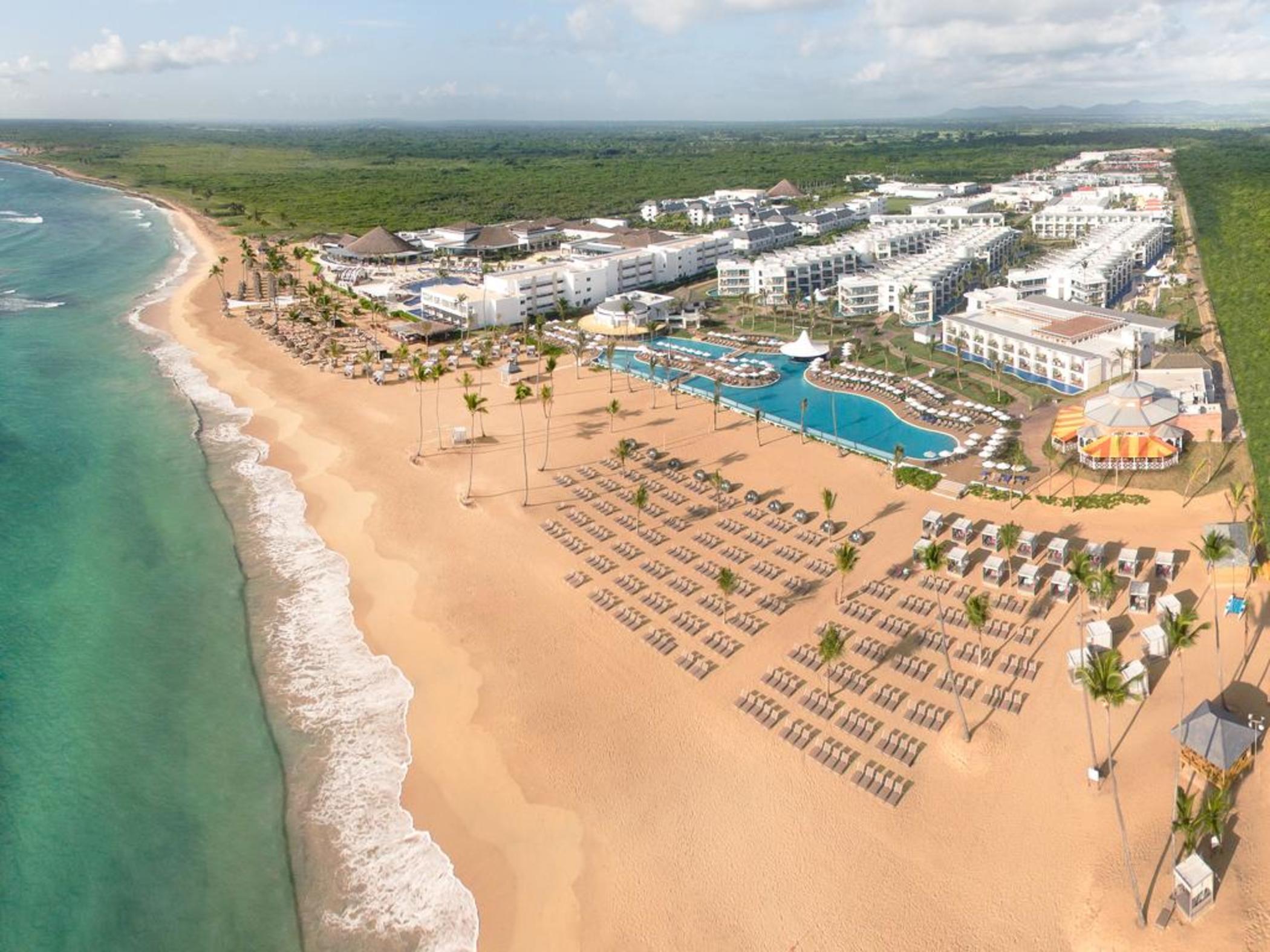 Nickelodeon Hotels & Resorts Punta Cana Eksteriør bilde Aerial view of the resort